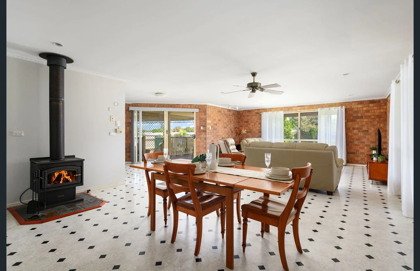 Additional image 6 of 189 Gympie Road, Tin Can Bay QLD 4580