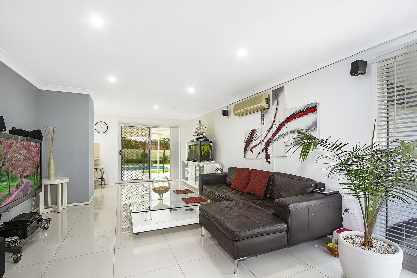 7 Charmian Crescent, Watanobbi NSW 2259, Image 2