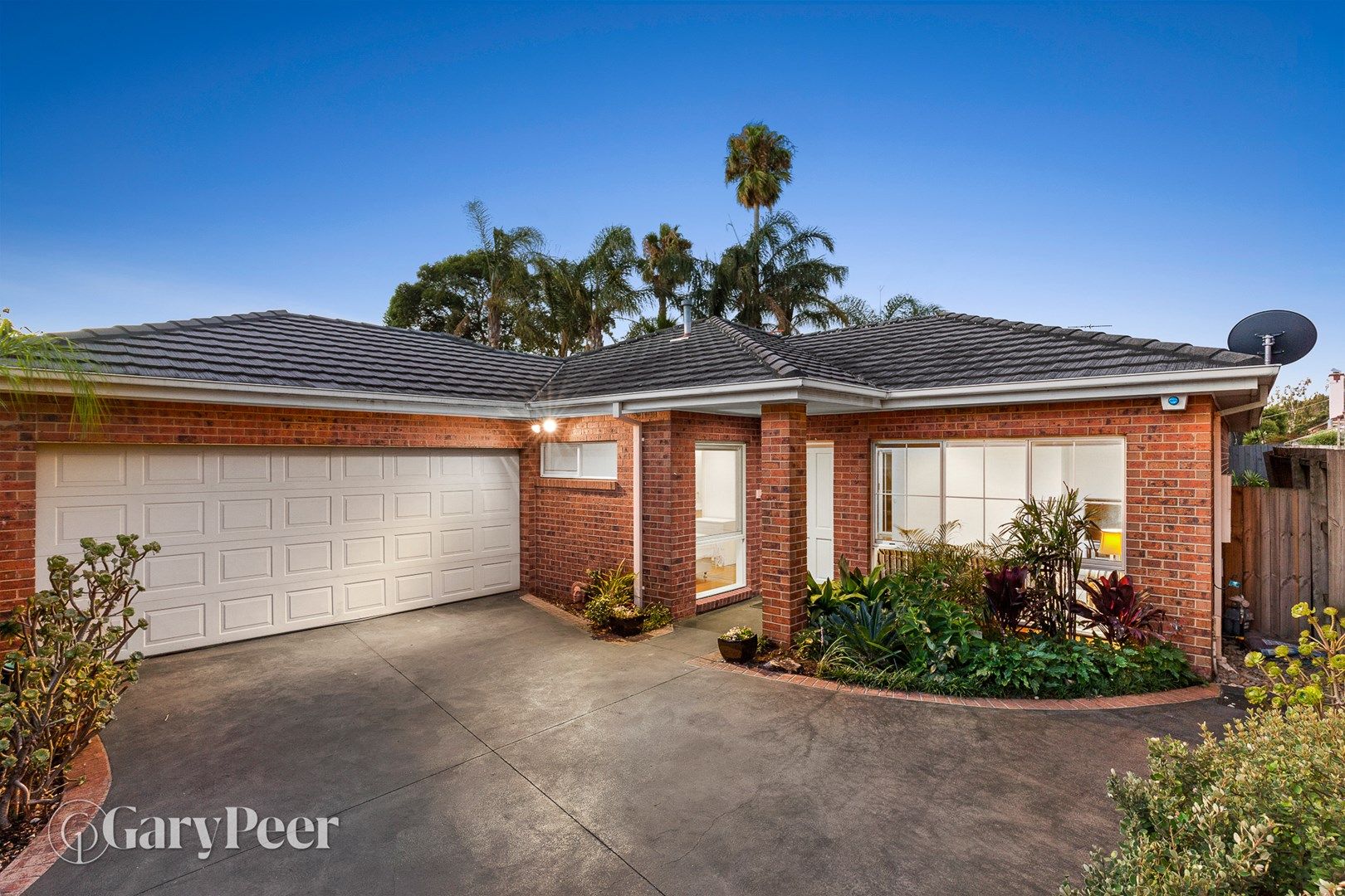 2/1 Bundeera Road, Caulfield South VIC 3162, Image 0