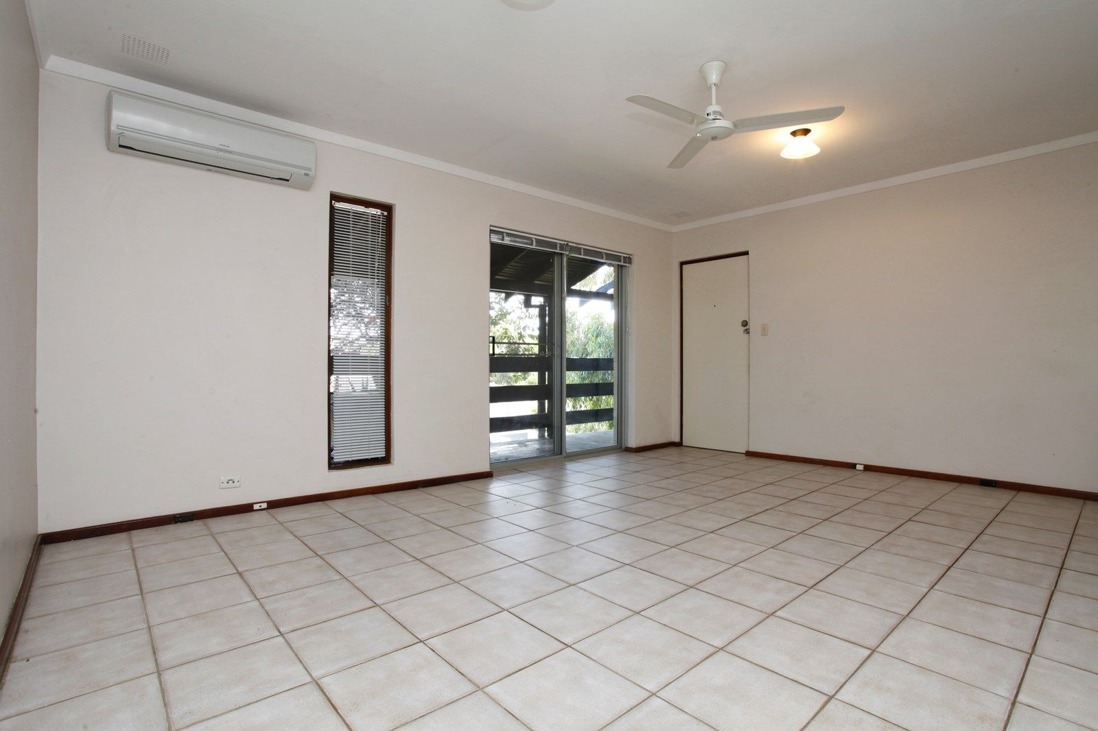 8/9 Pearl Parade, Scarborough WA 6019, Image 2