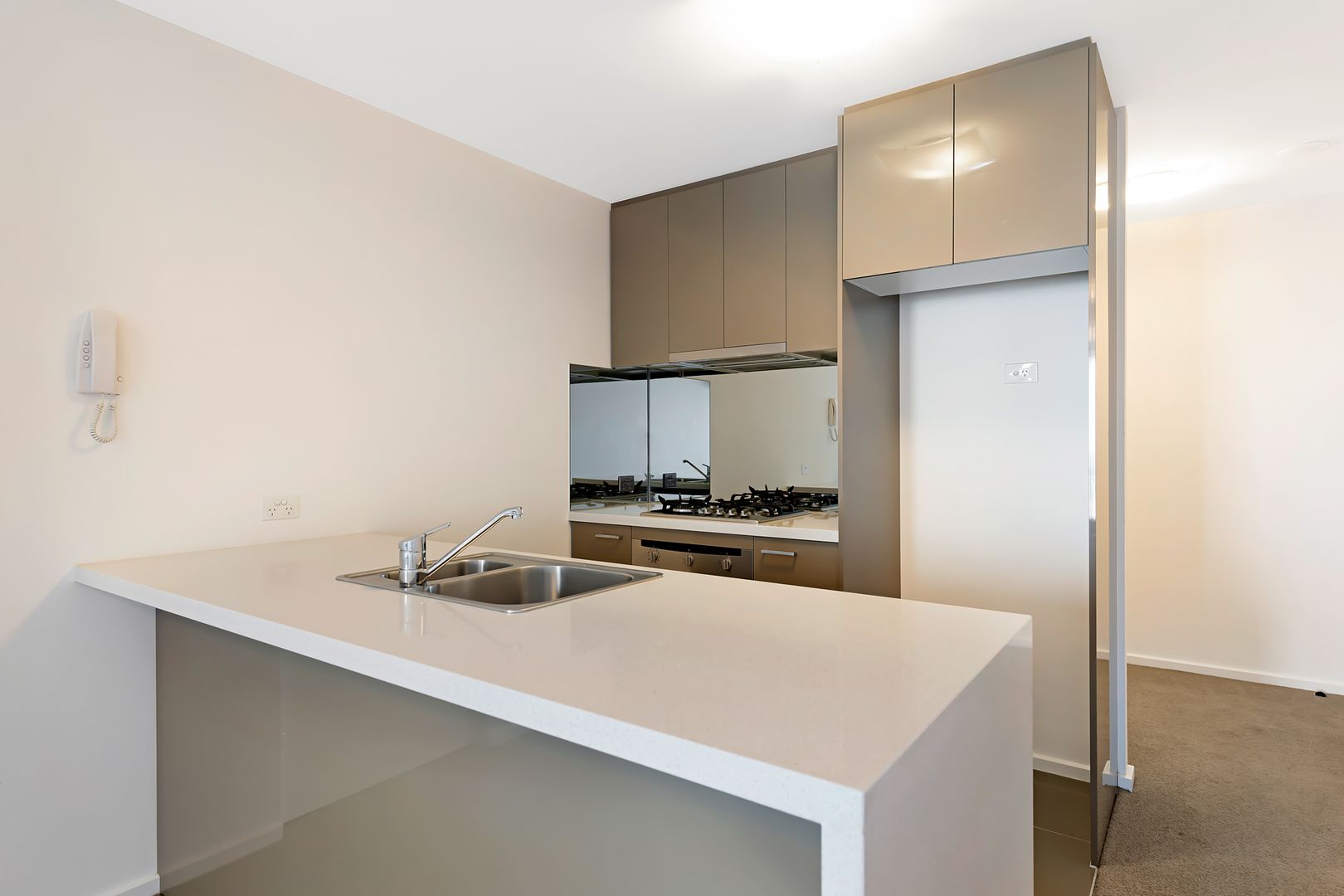 3206/241 City Road, Southbank VIC 3006, Image 1