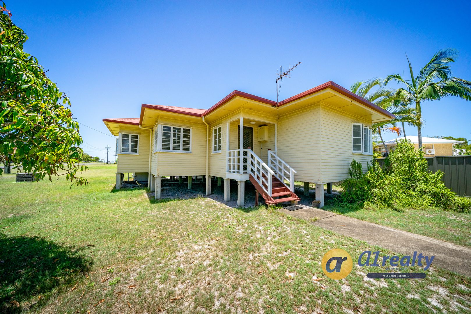 114 Acacia St, Woodgate QLD 4660, Image 2