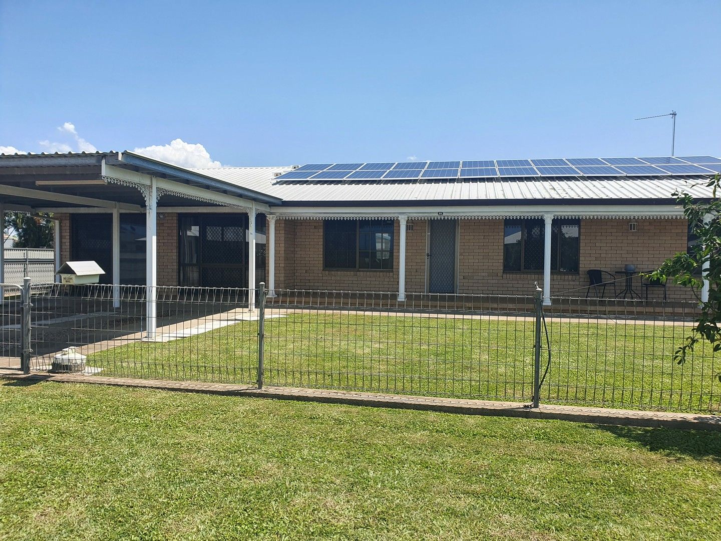 3 bedrooms House in 69 Young Street AYR QLD, 4807