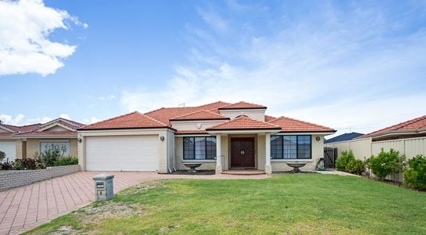 8 St Patrick Close, Stirling WA 6021