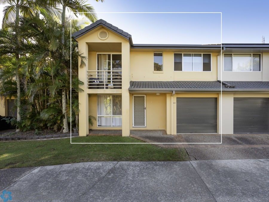 201/215 Cottesloe Drive, Mermaid Waters QLD 4218, Image 0