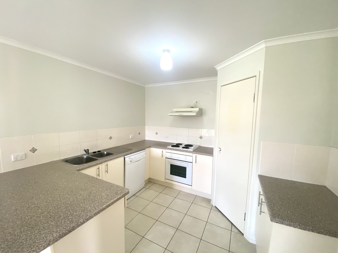 1/1 Tasman Street, Bray Park QLD 4500 Duplex For Rent 520 Domain