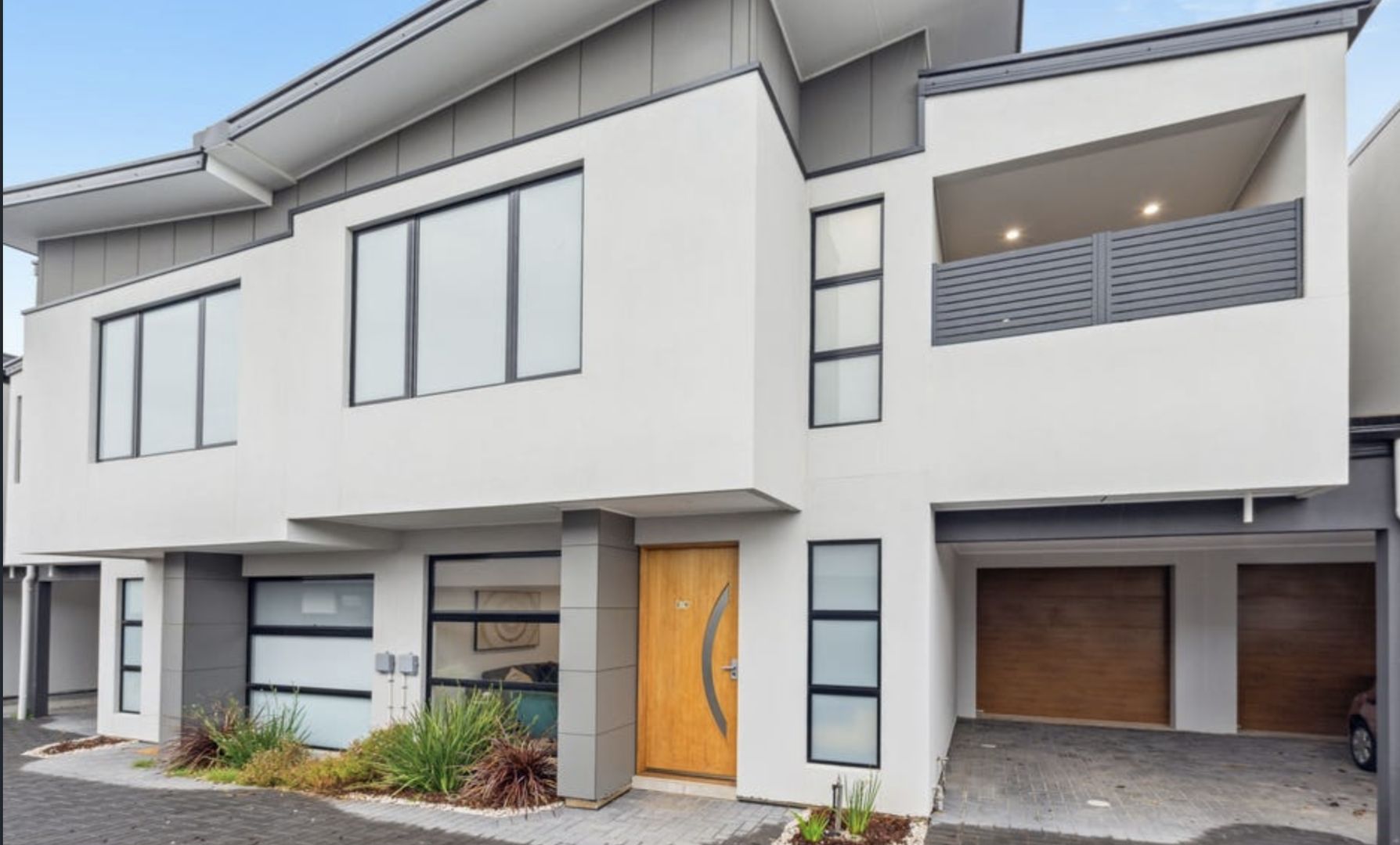 3 bedrooms House in 2/9 South Street HECTORVILLE SA, 5073