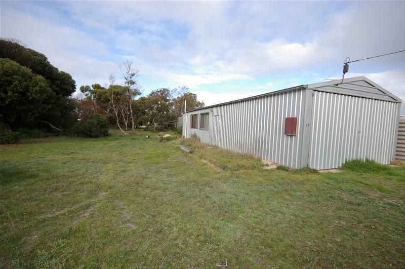 17 Royston Road, Hardwicke Bay SA 5575, Image 0