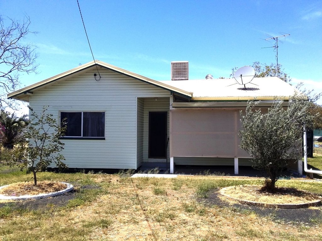 70 Burrel Street, Yelarbon Property History & Address Research Domain