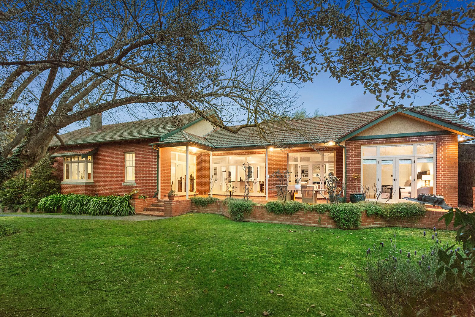 20 Albert Crescent, Surrey Hills VIC 3127, Image 2