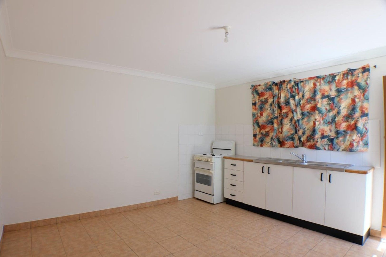 1 bedrooms Apartment / Unit / Flat in Granny/41 Glenfarne Street BEXLEY NSW, 2207