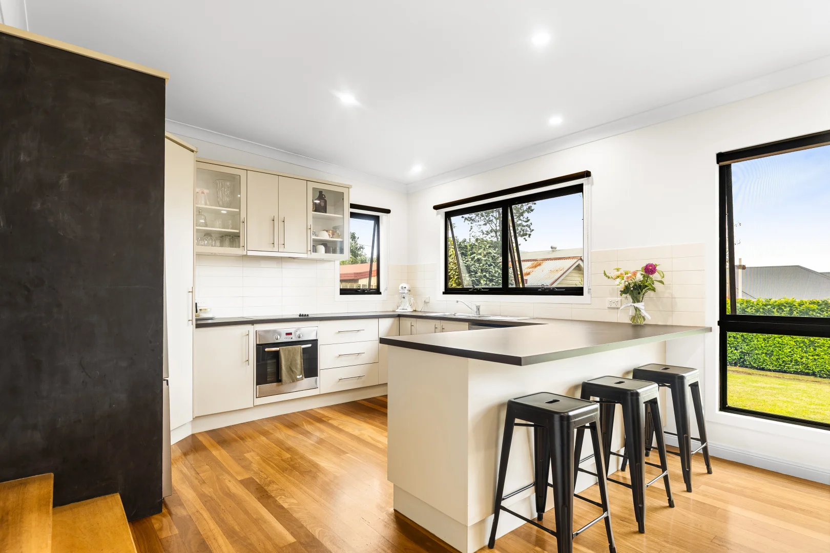 Additional image 5 of 10 Helen Street, Newtown QLD 4350