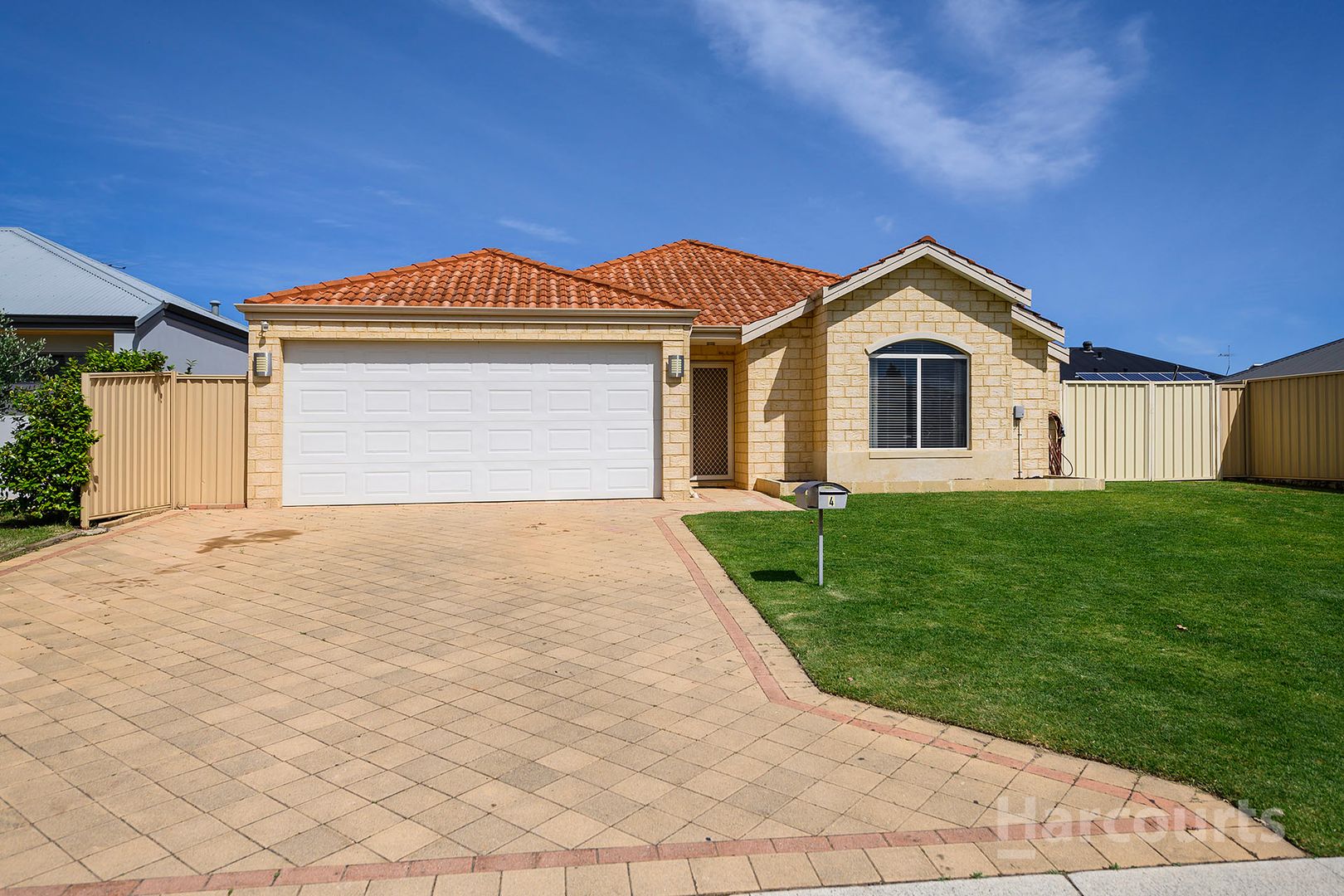 4 Madrid Terrace, Hocking WA 6065, Image 1