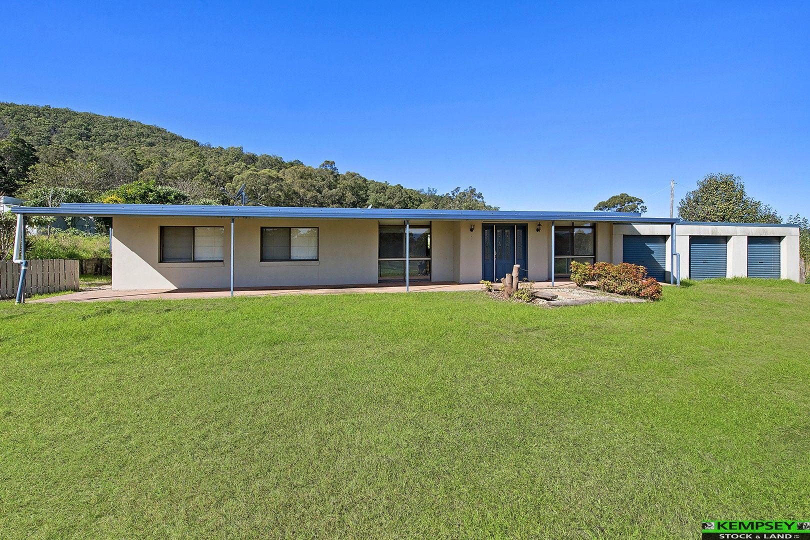 880 Armidale Rd, Skillion Flat NSW 2440, Image 0