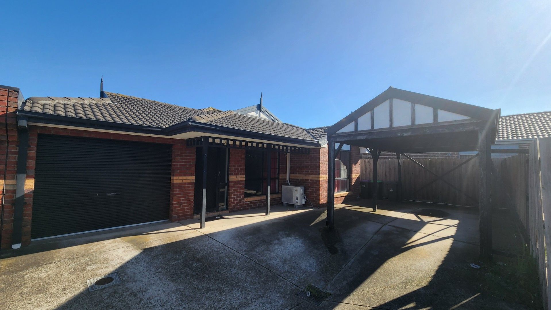 2 bedrooms House in 3/14-16 Howard Street ALTONA MEADOWS VIC, 3028