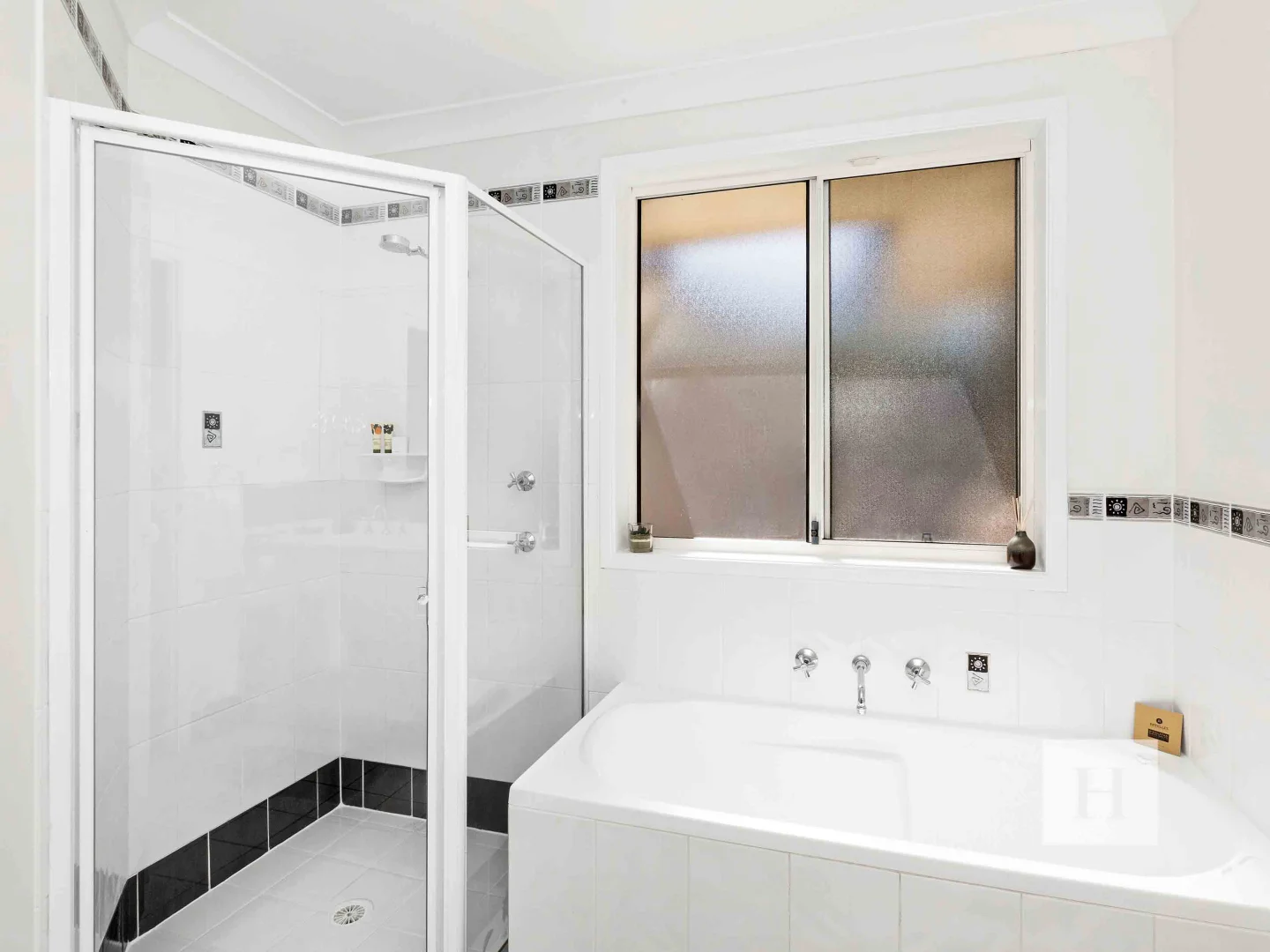 Additional image 11 of 19 Macquarie Rd, Mannering Park NSW 2259