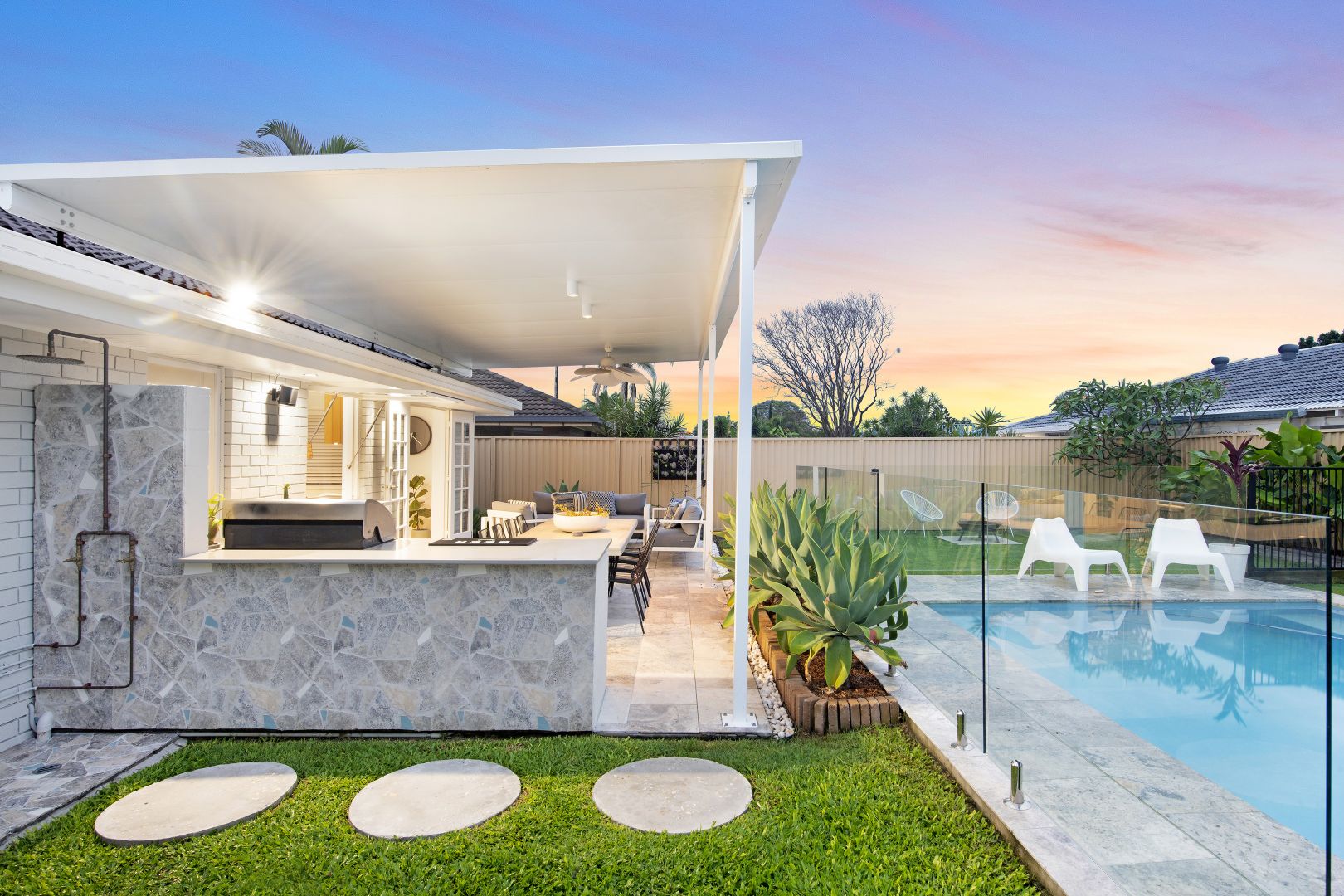 312 Rio Vista Boulevard, Mermaid Waters Property History & Address