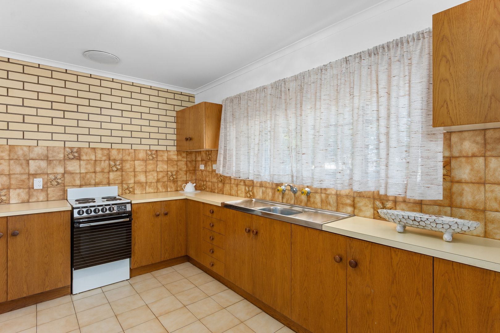 6 Emeu Street, Clinton SA 5570, Image 2