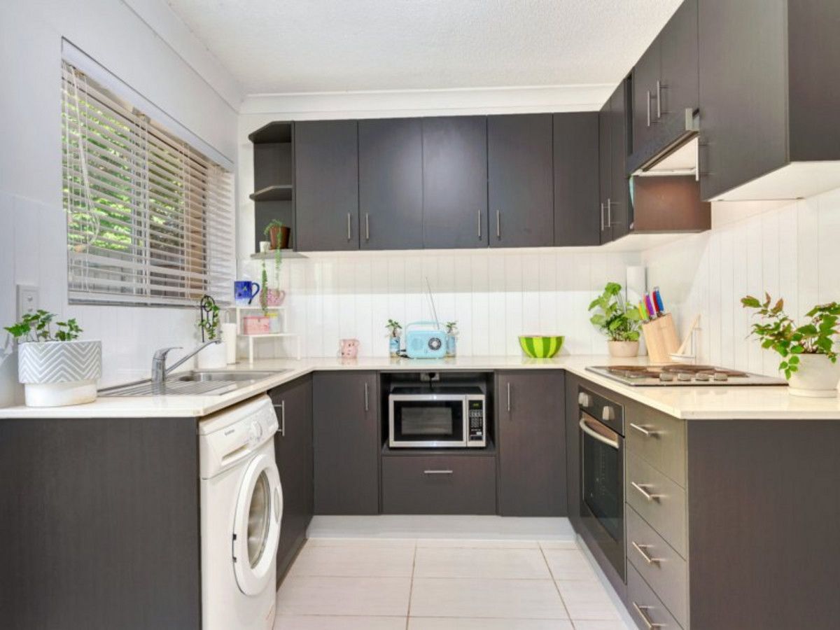 2/33 Victoria Terrace, Gordon Park QLD 4031, Image 1