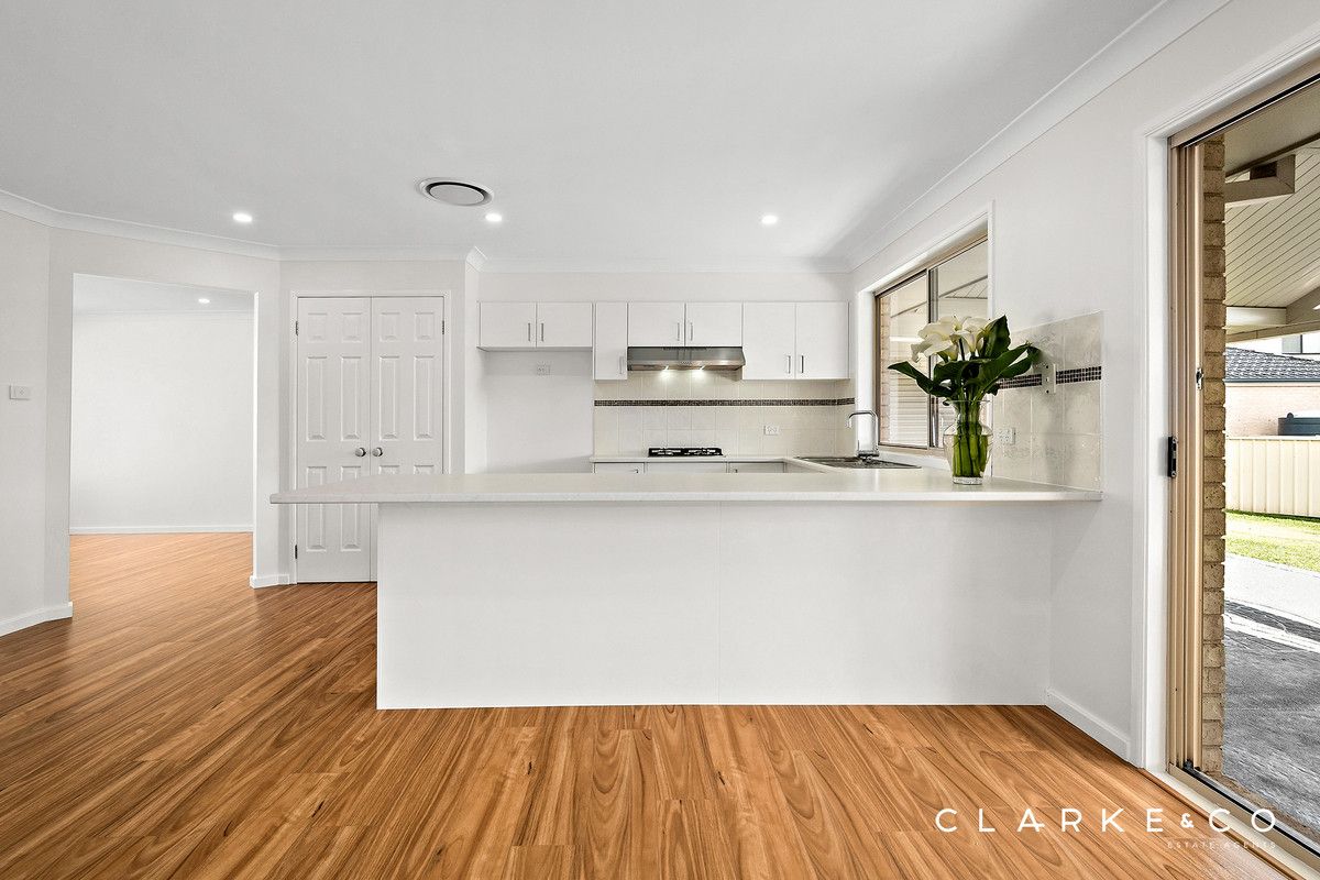 10 Claret Ash Close, Aberglasslyn NSW 2320, Image 2