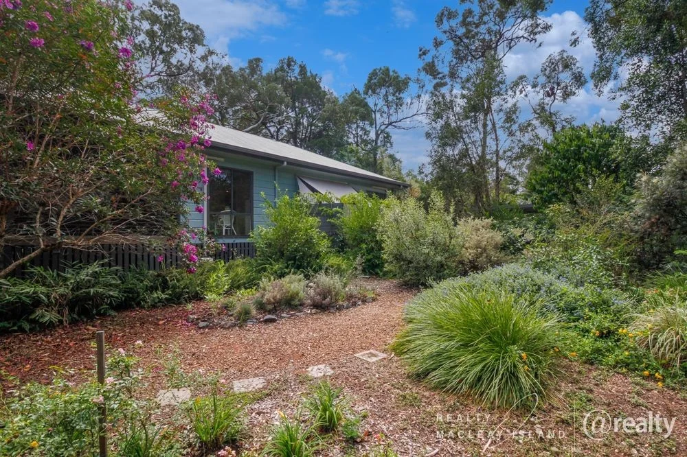 Additional image 17 of 9-17 Cabriolet Crescent, Macleay Island QLD 4184