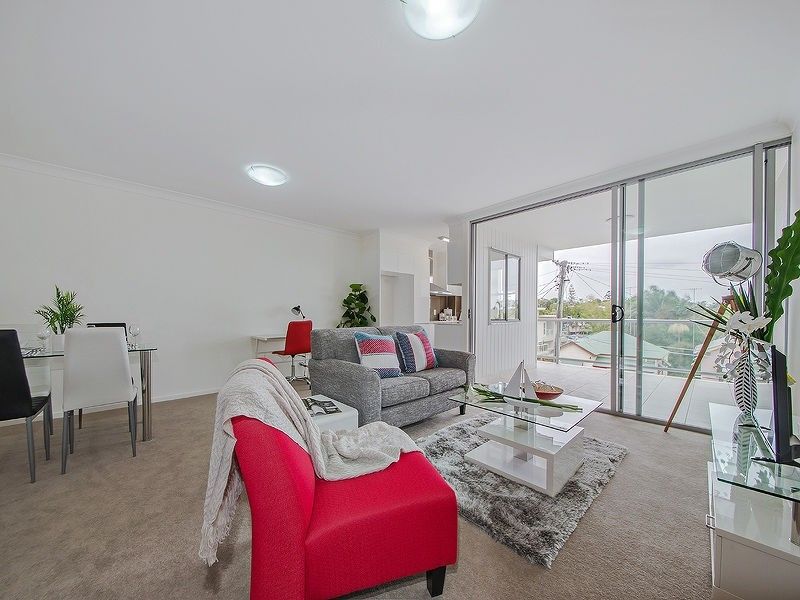 2/54 Yamboyna Street, Manly QLD 4179, Image 1