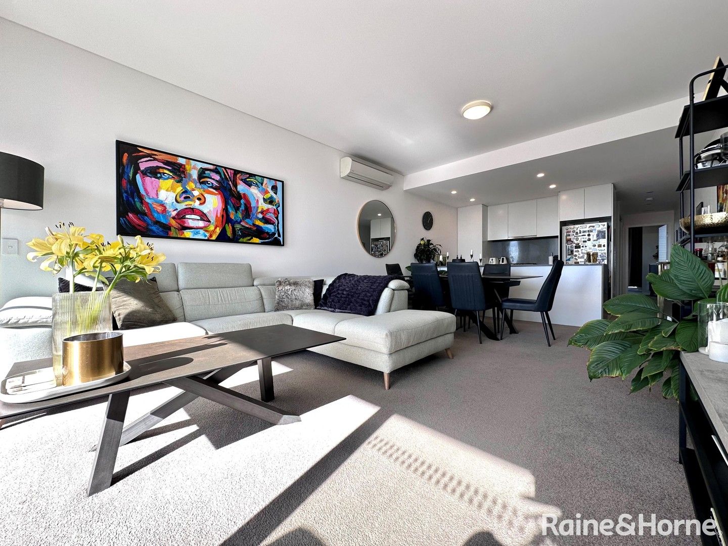 2 bedrooms Apartment / Unit / Flat in 2405/53-55 Wilson Street BOTANY NSW, 2019