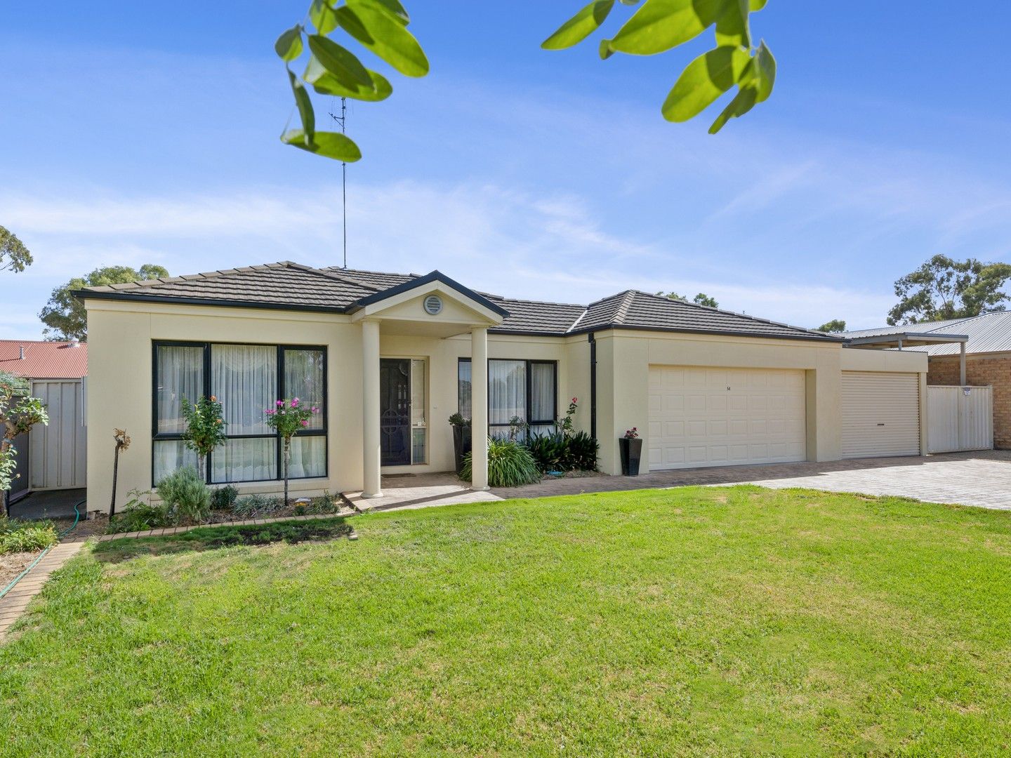 54 Bruton Street, Tocumwal NSW 2714 Domain