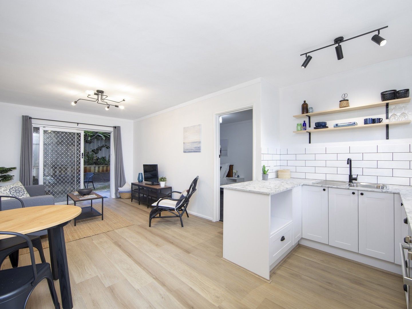 1 bedrooms Apartment / Unit / Flat in 2/216 Cambridge Street WEMBLEY WA, 6014