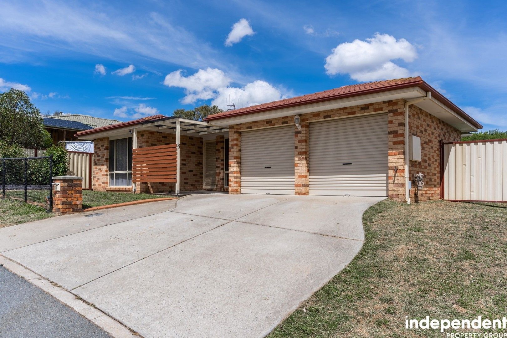 3 bedrooms House in 8 Hoff Place DUNLOP ACT, 2615