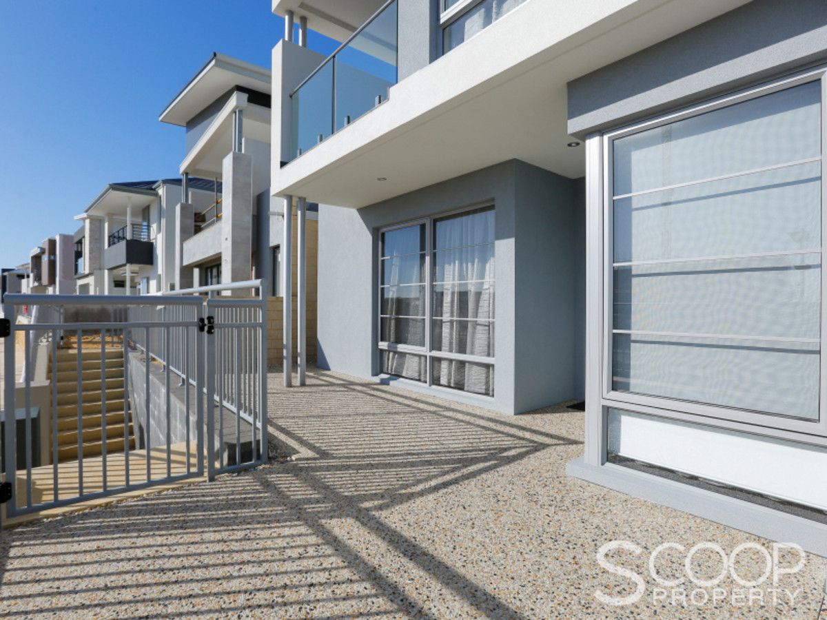 84 Orsino Boulevard, North Coogee WA 6163, Image 2