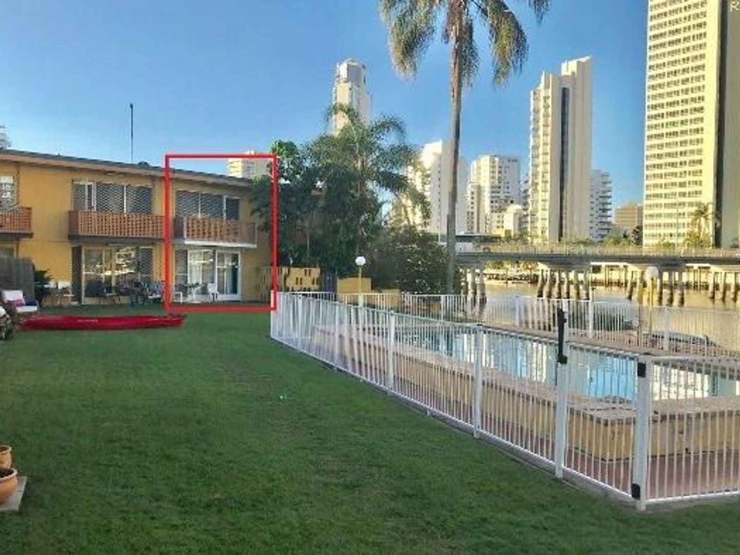 2/29 Tarcoola Crescent, Chevron Island QLD 4217, Image 2