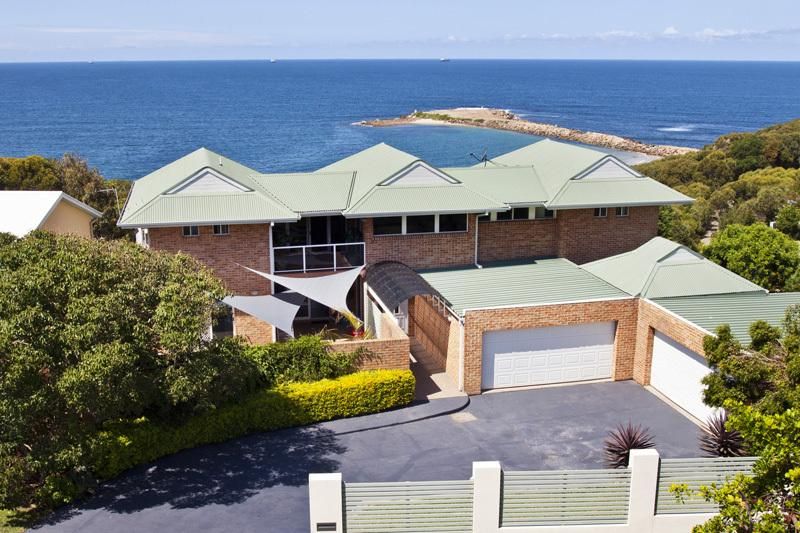 7 Spoon Rocks Road, CAVES BEACH NSW 2281, Image 0