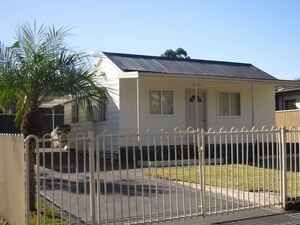 2 bedrooms House in 23 Dennistoun Avenue GUILDFORD NSW, 2161