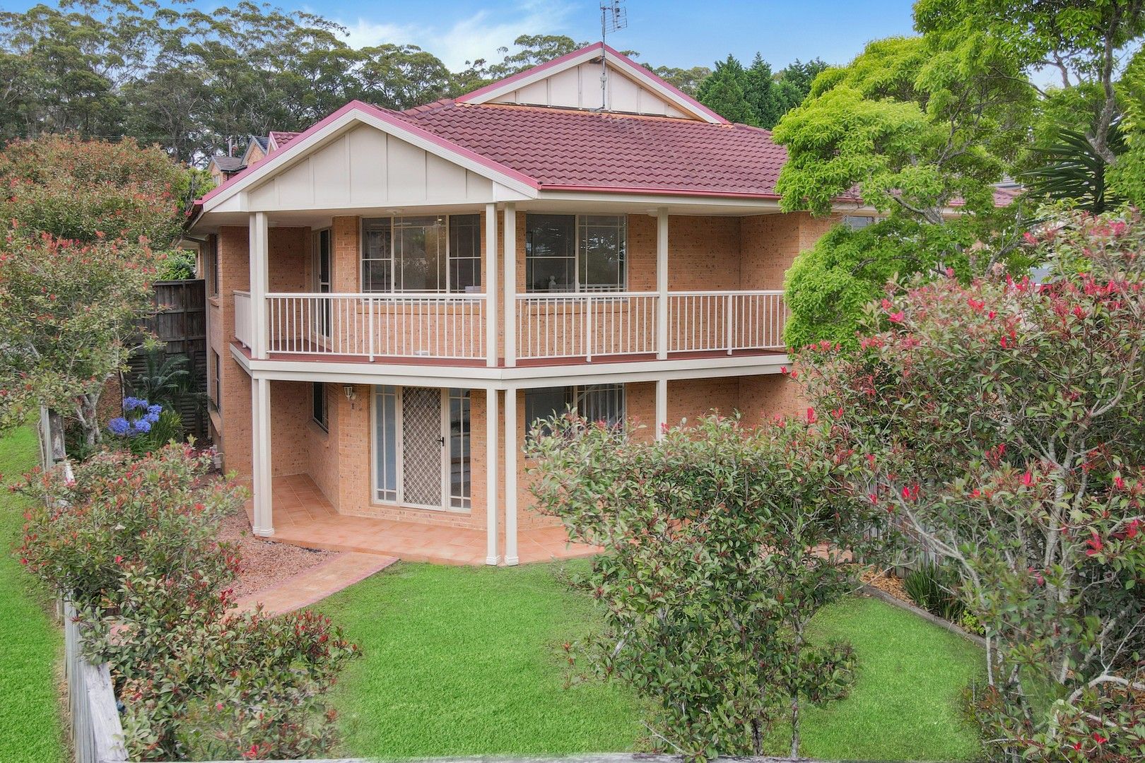 2/136 James Sea Drive, Green Point NSW 2251, Image 0