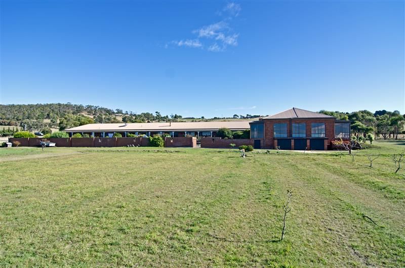 1246 South Arm Road, Sandford Property History & Address Research