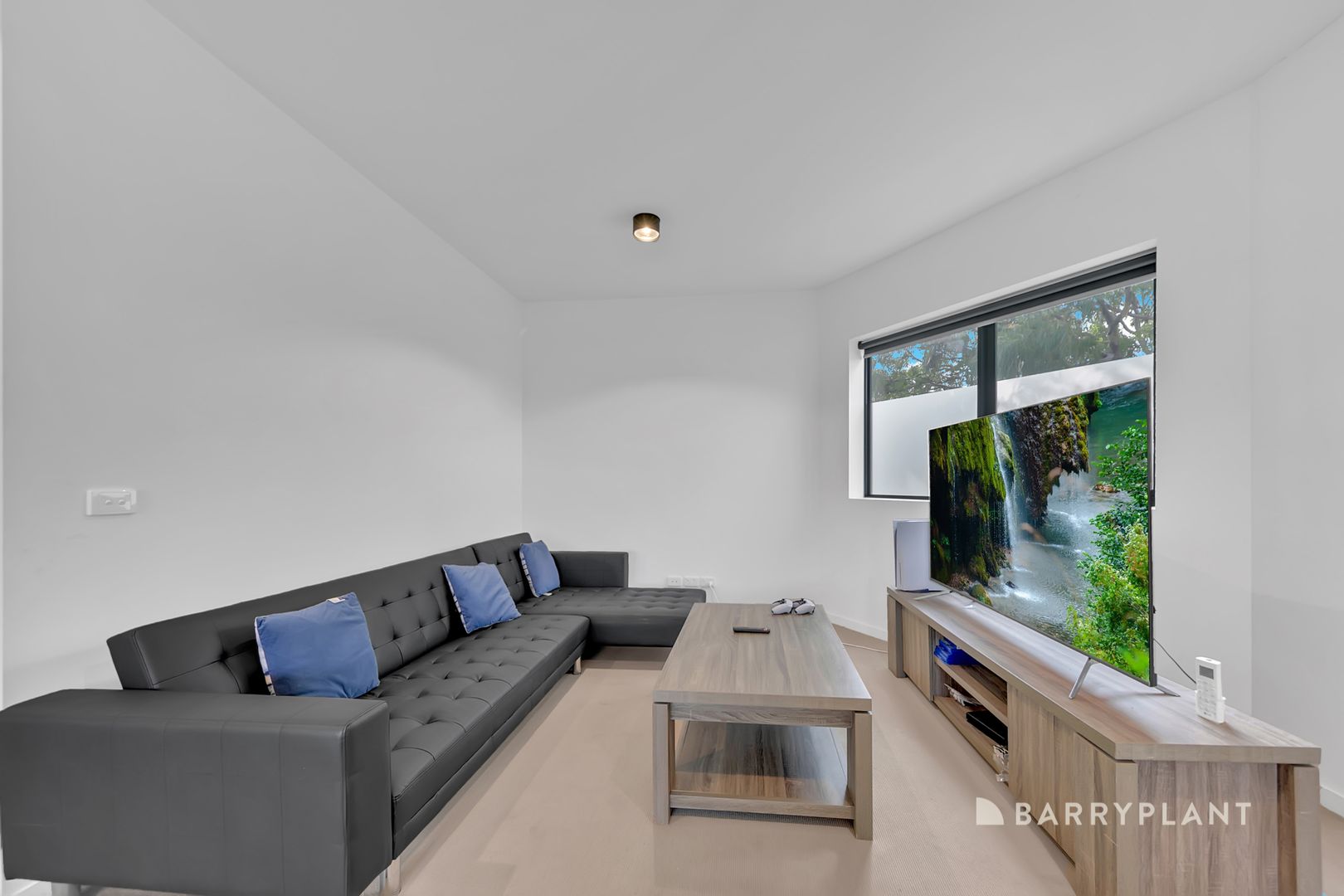 210/55 Oleander Drive, Mill Park VIC 3082, Image 1