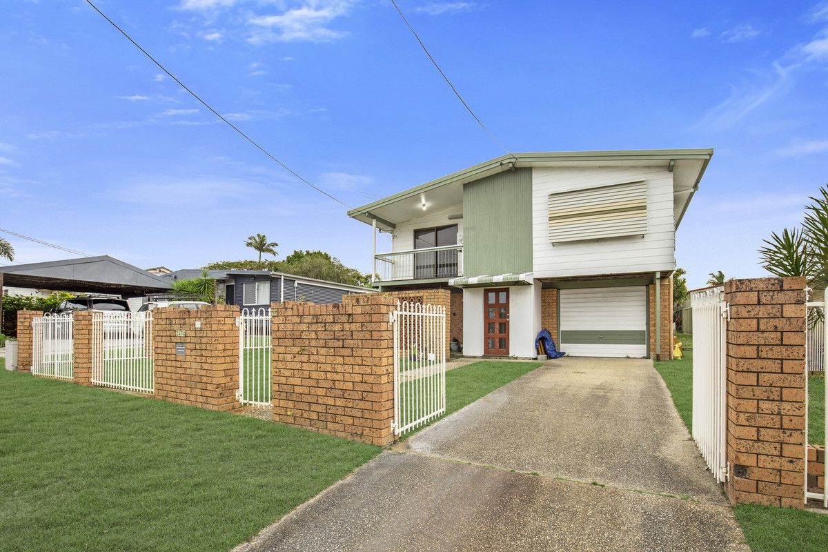 4 bedrooms House in 241A Victoria Avenue MARGATE QLD, 4019