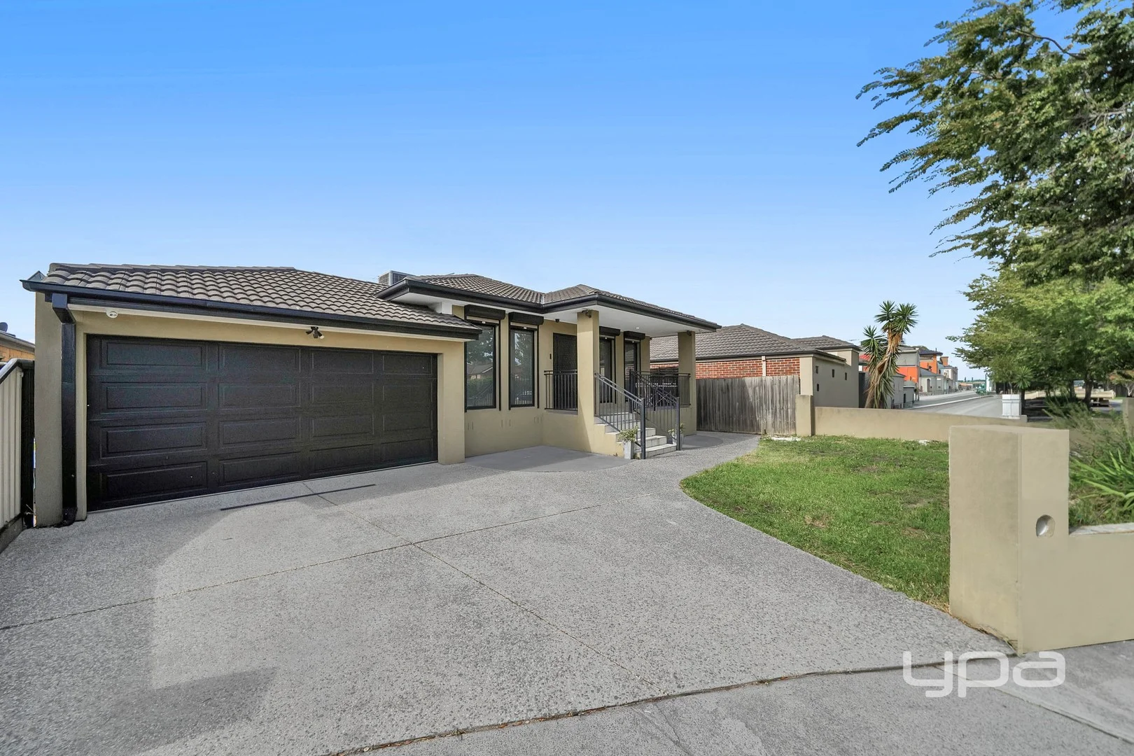 16 Tigris Court, Roxburgh Park VIC 3064