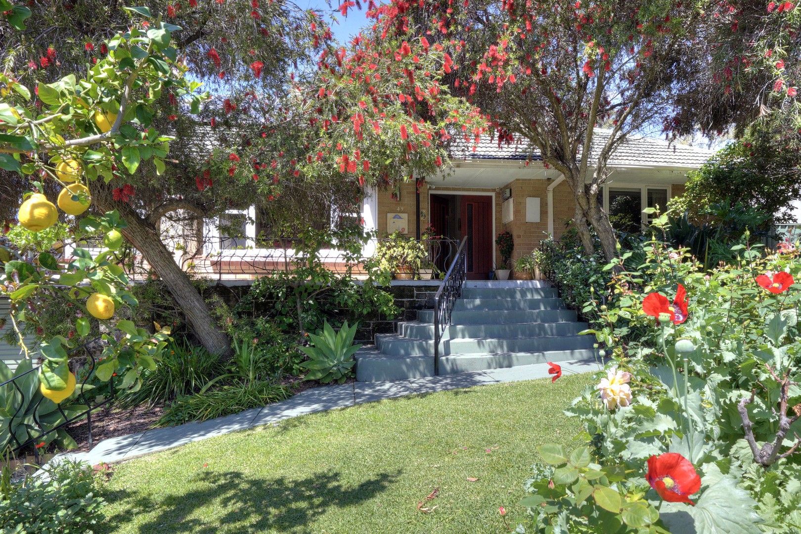 5 bedrooms House in 49 Woodroyd Street MOUNT LAWLEY WA, 6050