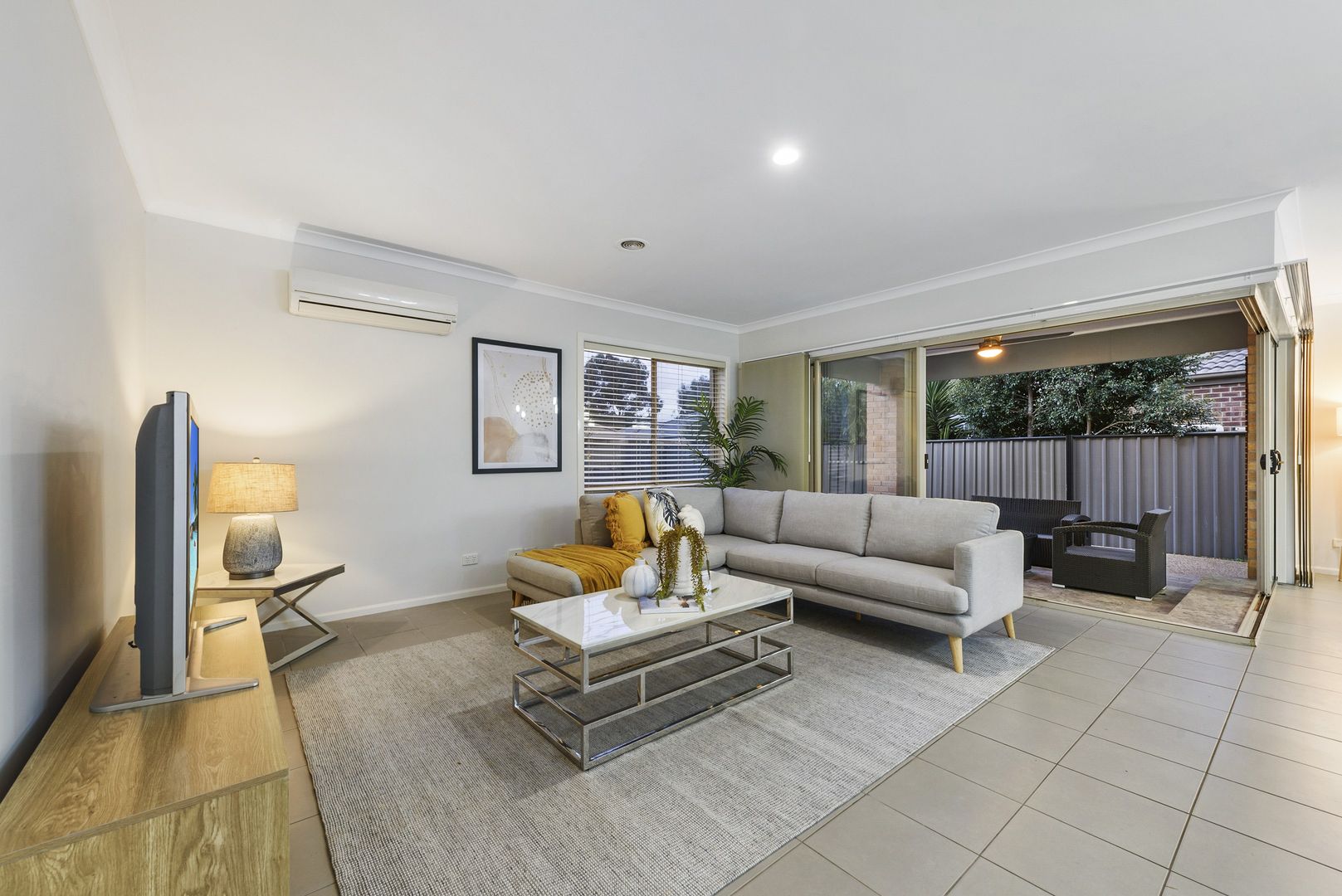 24 Exeter Ave, Derrimut VIC 3026, Image 2