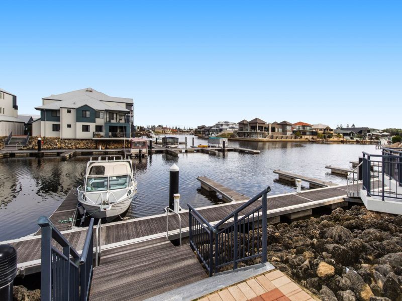 Unit 8/206 Mary St, Halls Head WA 6210, Image 0