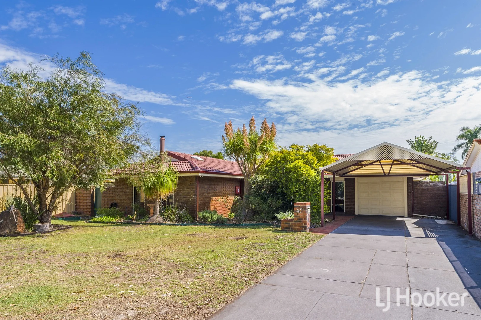 Primary image of 45 Matthew Way, Thornlie WA 6108