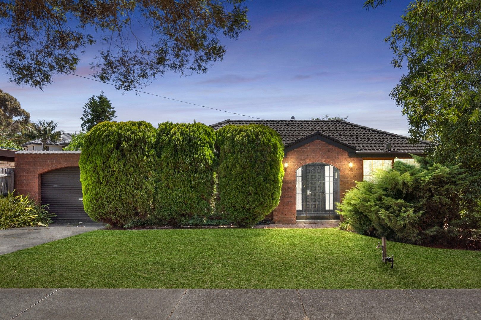 15 Glen Barry Road, Wantirna VIC 3152, Image 0