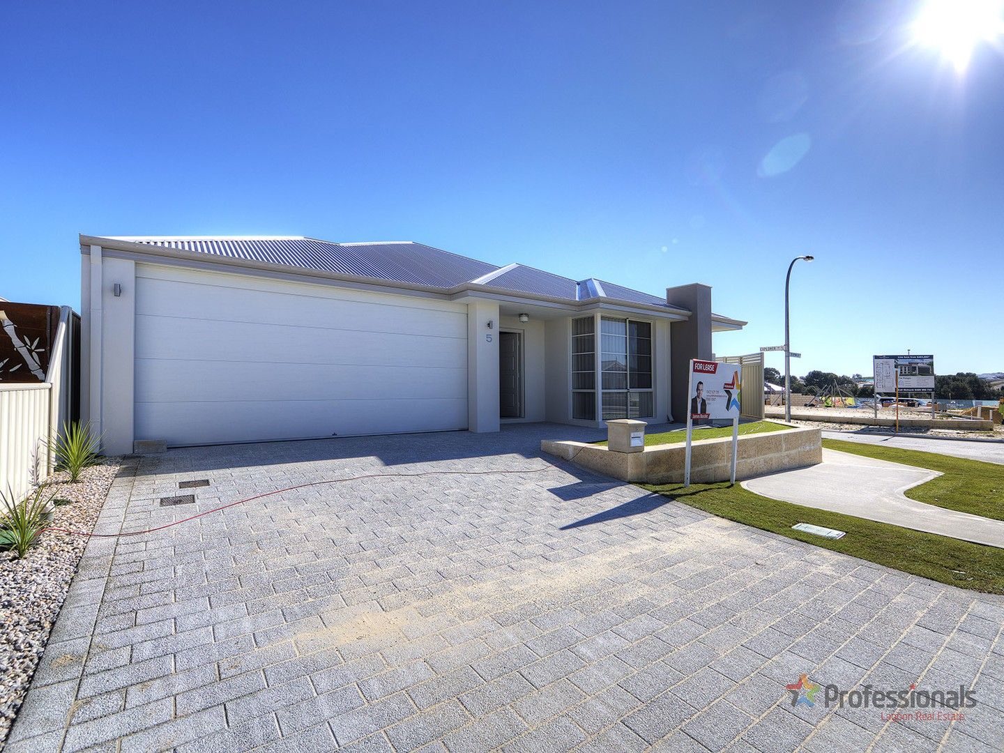 5 Boardwalk Street, Yanchep WA 6035 House For Rent 520 Domain