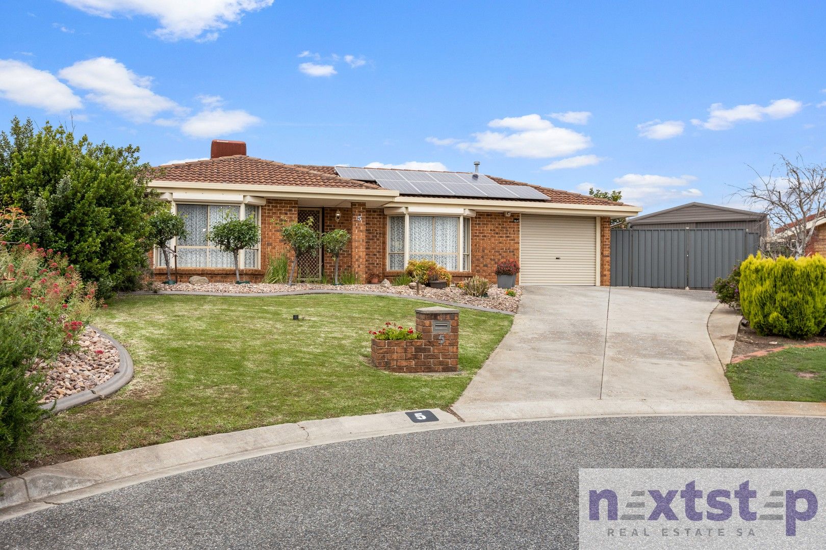 5 Lithgow Court, Redwood Park SA 5097, Image 0