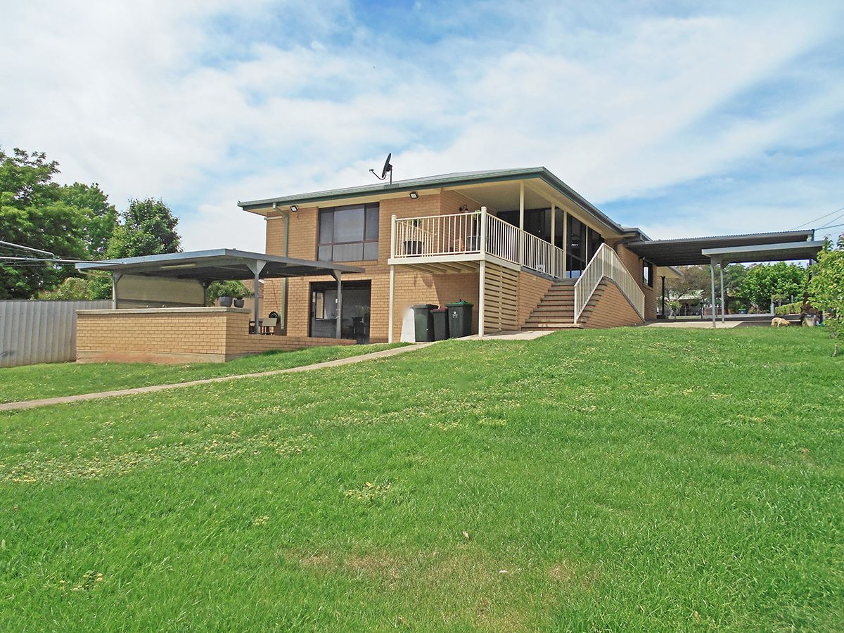 55 Mount Street, Gundagai NSW 2722, Image 1