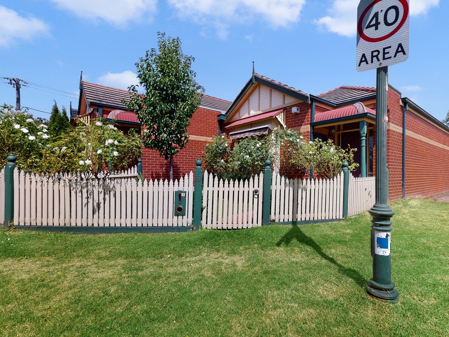 2 bedrooms House in 10 Parkside Boulevard PASCOE VALE SOUTH VIC, 3044