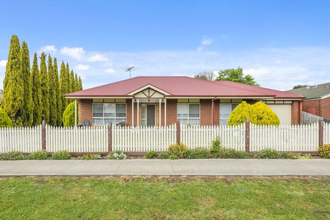 Picture of 1/5 Stawell Street, ROMSEY VIC 3434