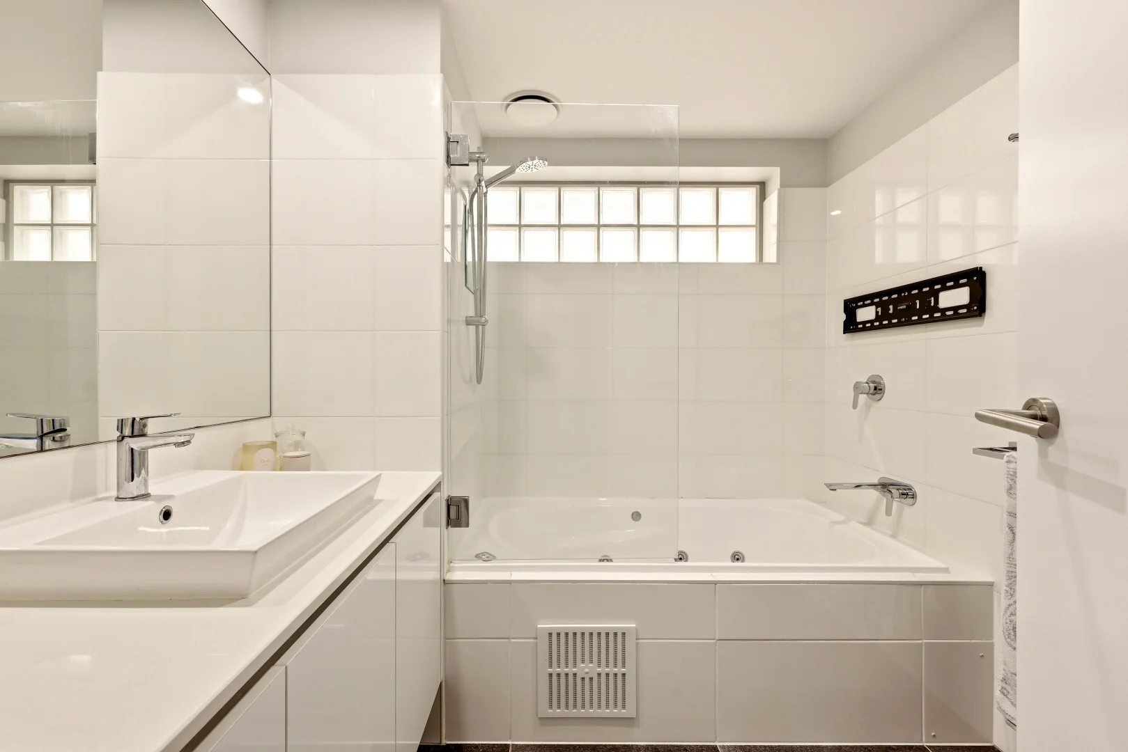 Additional image 18 of 2414/1-7 Waterford Court, Bundall QLD 4217